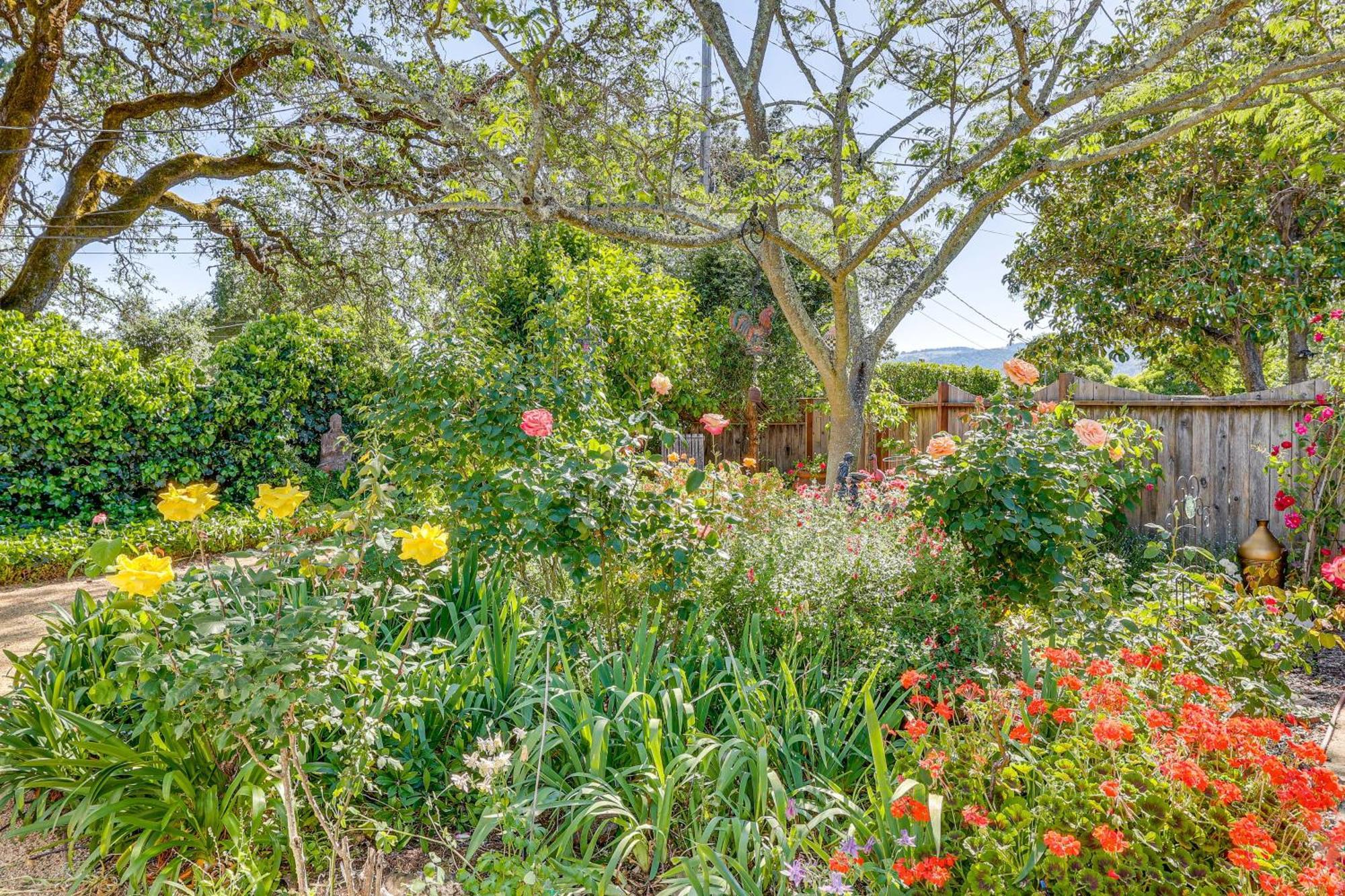 Romantic Casita With Garden And Deck 2 Miles To Plaza! Sonoma Exterior photo